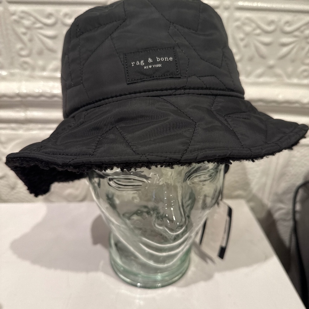 NWT Rag & Bone Sherpa and nylon bucket hat